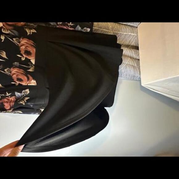 NWOT Floral Lace Overlay Romper Dress, 3XL - Picture 5 of 6